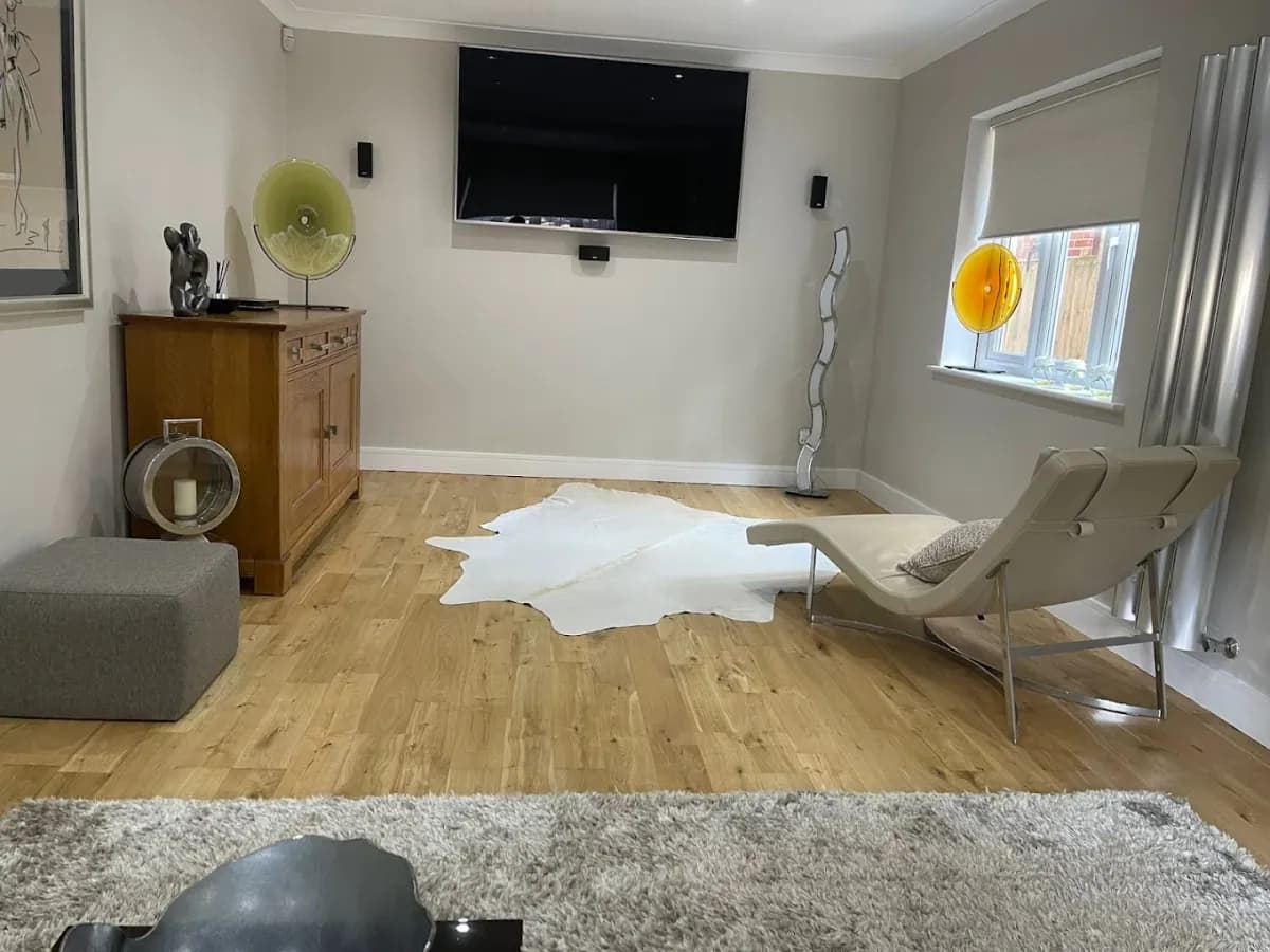 A London living room left spotless after a regular Bethel Property Care clean