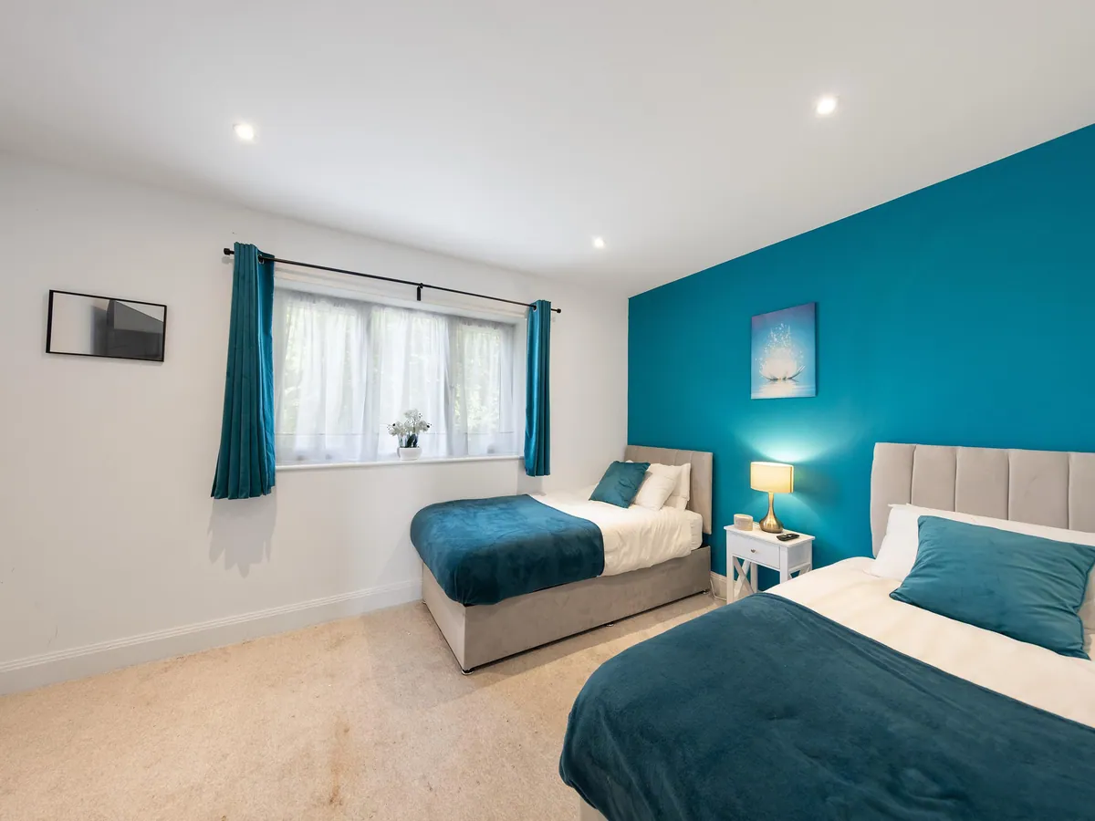 Freshly cleaned twin bedroom in a London let
